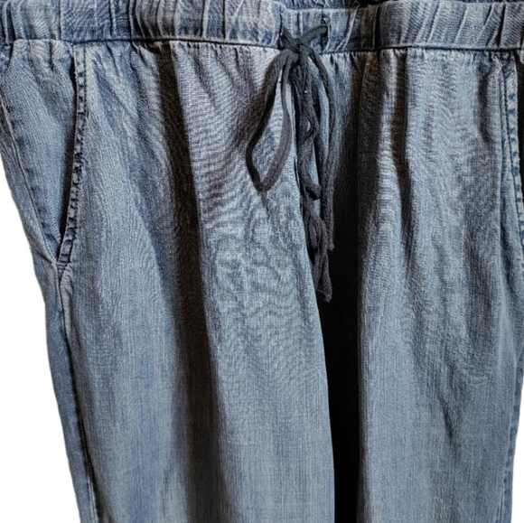 LOVESTITCH Chambray Denim Romper Sleeveless V-neck Crossover Small Blue Jean - Picture 6 of 12